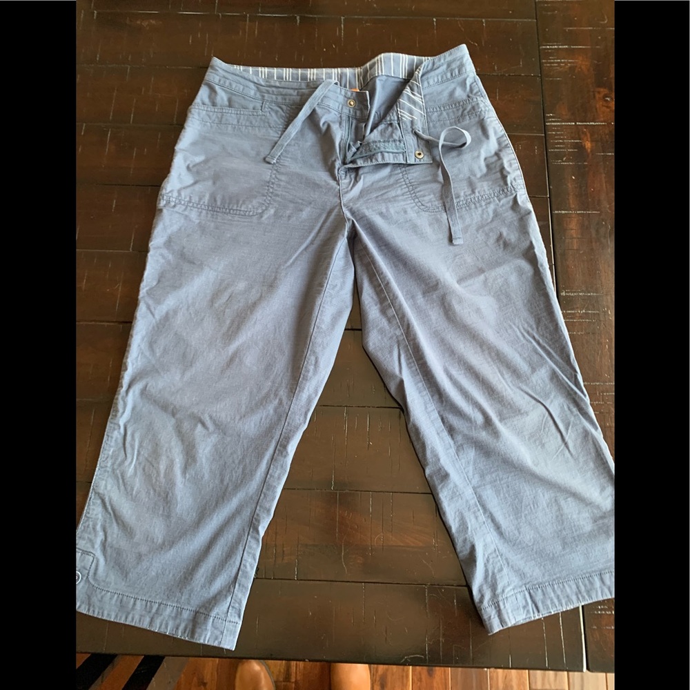Cropped pants